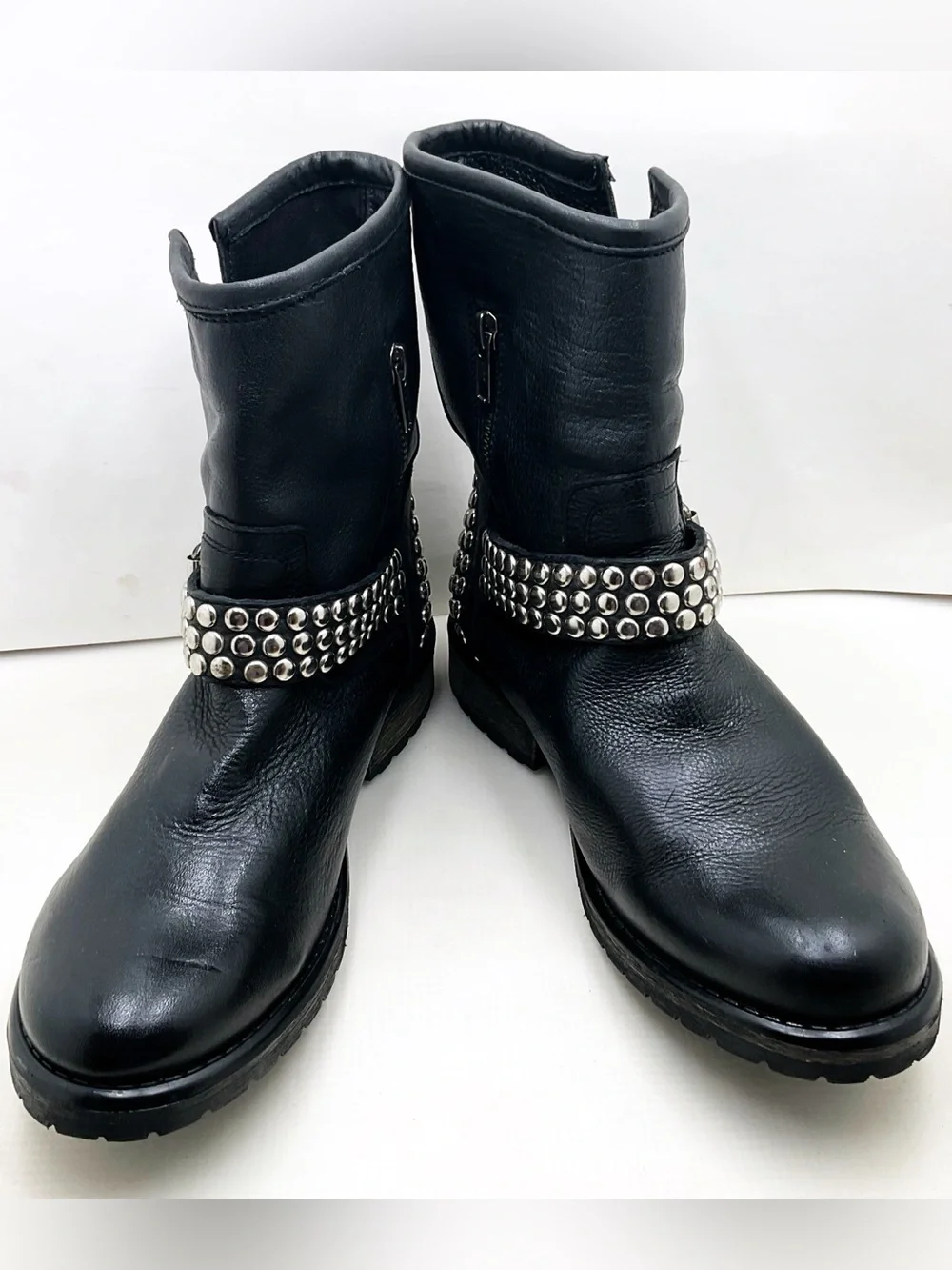 {Steve Madden} Fraankie Leather Studded Ankle Boots